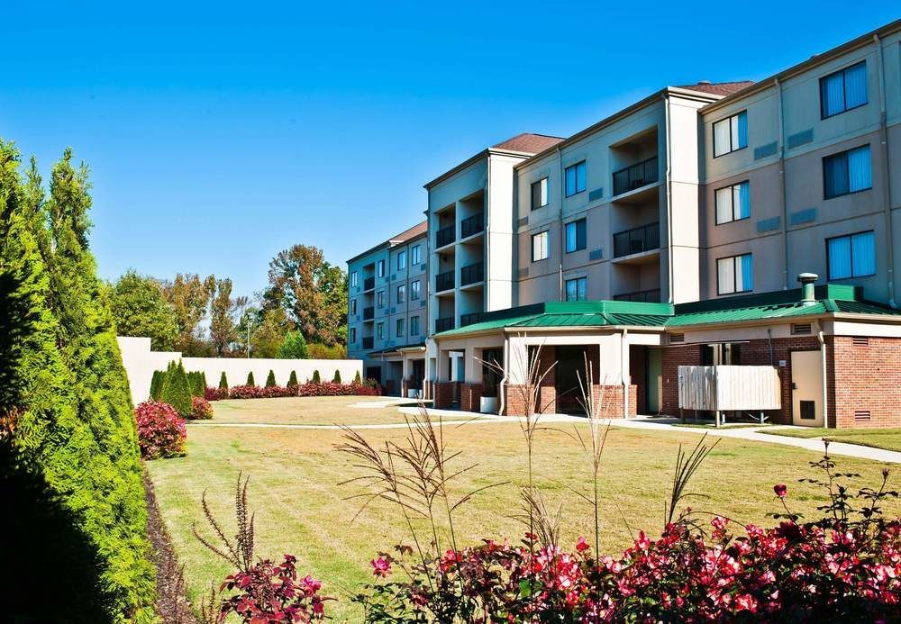 Courtyard By Marriott Decatur Hotel Exterior foto