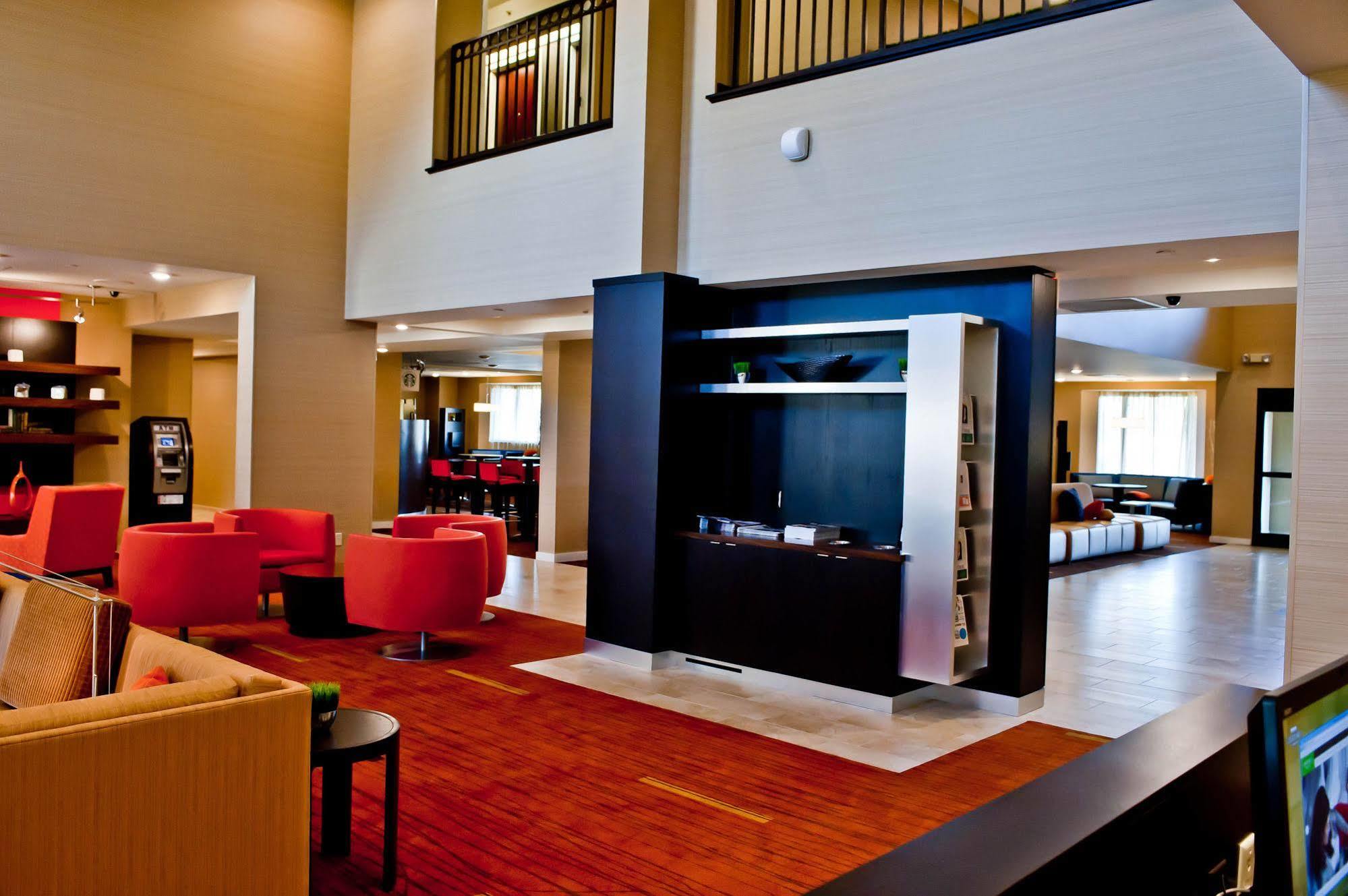 Courtyard By Marriott Decatur Hotel Exterior foto